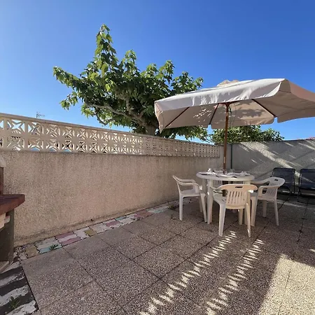 Pavillon Familial Avec Terrasse Proche Lagune - Ay090-091 *
