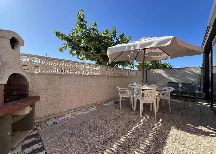 Pavillon Familial Avec Terrasse Proche Lagune - Ay090-091 *